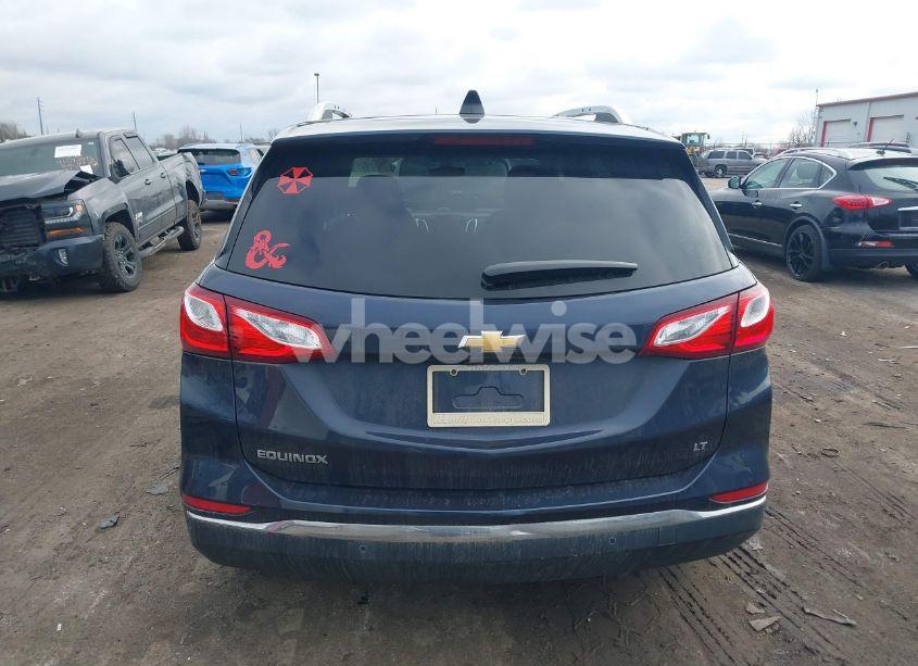 Photo 16 of 2018 Chevrolet Equinox LT (VIN 3GNAXJEV1JS588597)