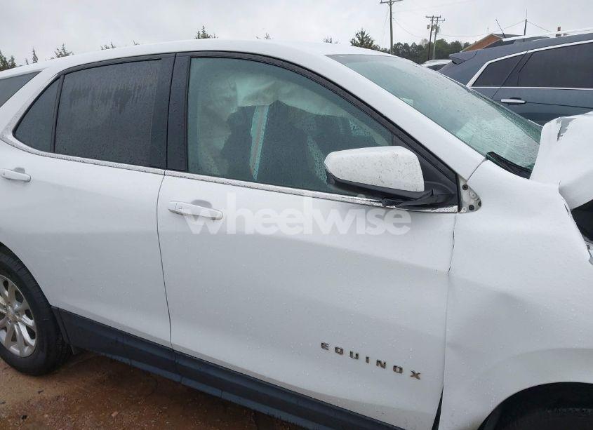 Photo 13 of 2019 Chevrolet Equinox LT (VIN 3GNAXJEV1KS650744)