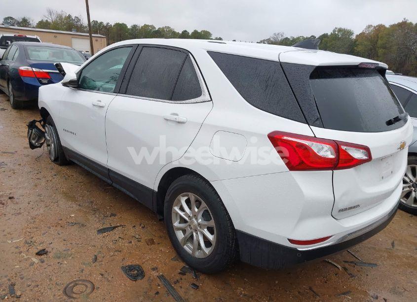 Photo 3 of 2019 Chevrolet Equinox LT (VIN 3GNAXJEV1KS650744)