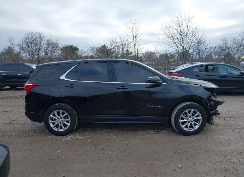 Photo 14 of 2018 Chevrolet Equinox LT (VIN 3GNAXJEV2JL120985)