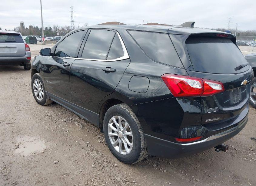 Photo 3 of 2018 Chevrolet Equinox LT (VIN 3GNAXJEV2JL120985)