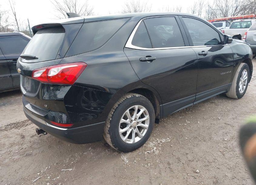 Photo 4 of 2018 Chevrolet Equinox LT (VIN 3GNAXJEV2JL120985)