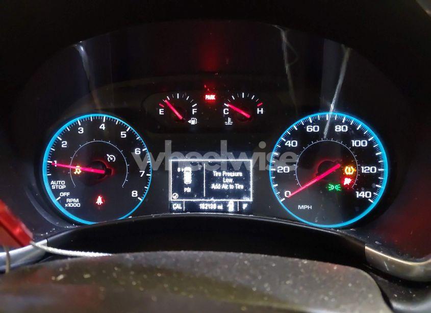 Photo 7 of 2018 Chevrolet Equinox LT (VIN 3GNAXJEV2JL162041)