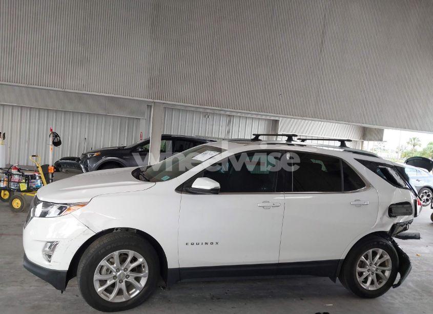 Photo 14 of 2018 Chevrolet Equinox LT (VIN 3GNAXJEV2JL285919)