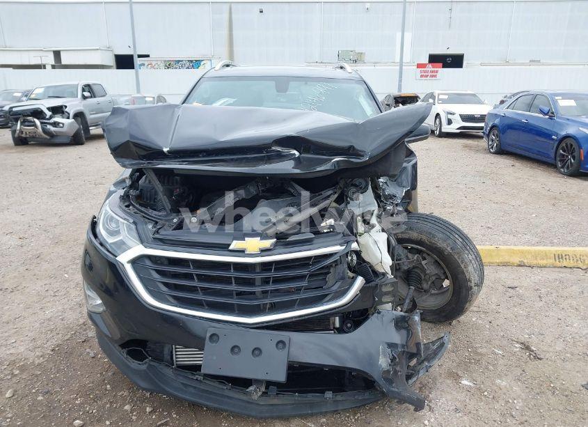 Photo 13 of 2018 Chevrolet Equinox LT (VIN 3GNAXJEV2JL299691)