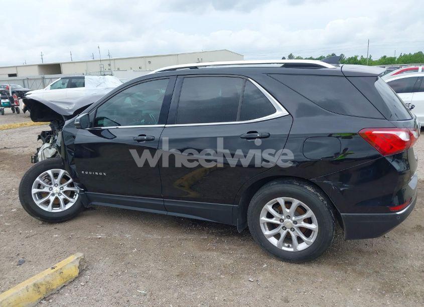 Photo 15 of 2018 Chevrolet Equinox LT (VIN 3GNAXJEV2JL299691)