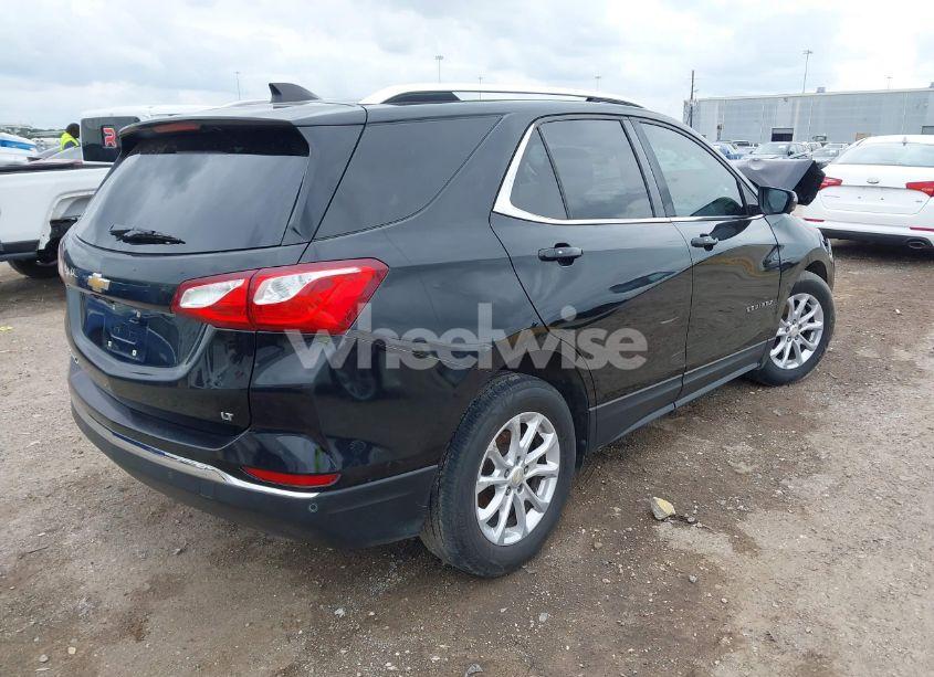 Photo 4 of 2018 Chevrolet Equinox LT (VIN 3GNAXJEV2JL299691)