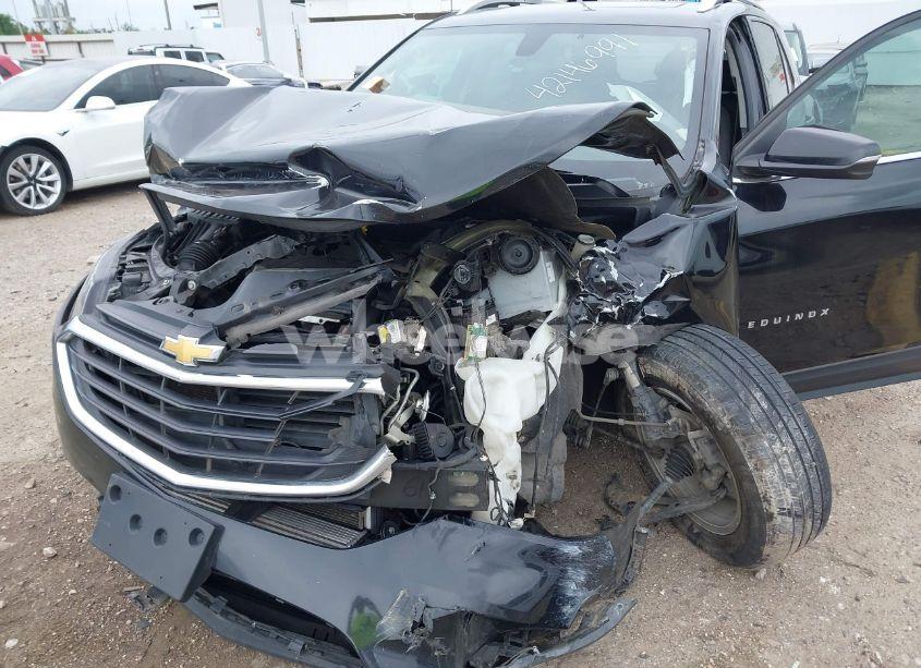 Photo 6 of 2018 Chevrolet Equinox LT (VIN 3GNAXJEV2JL299691)