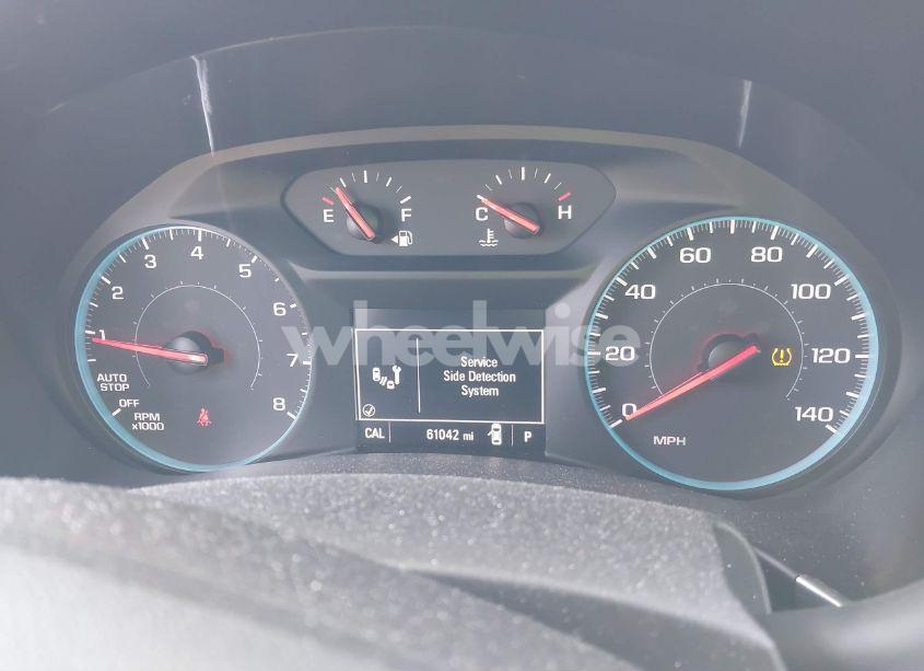 Photo 7 of 2018 Chevrolet Equinox LT (VIN 3GNAXJEV2JS505341)