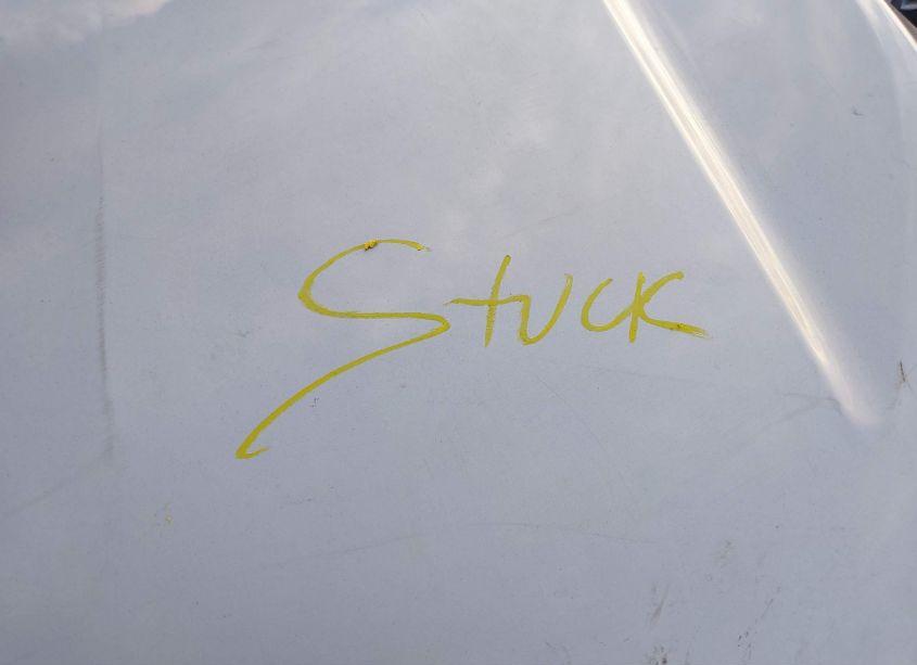 Photo 10 of 2018 Chevrolet Equinox LT (VIN 3GNAXJEV2JS524682)