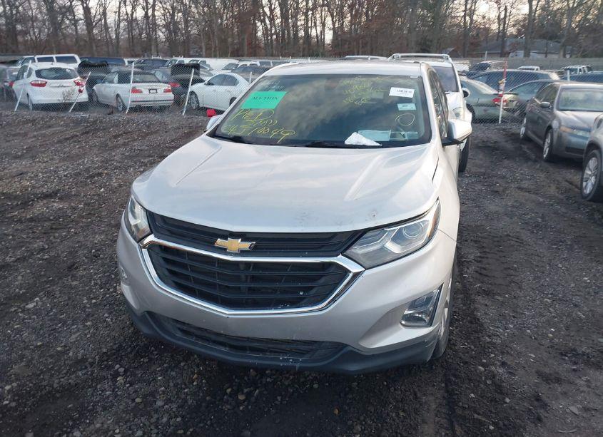 Photo 11 of 2018 Chevrolet Equinox LT (VIN 3GNAXJEV2JS524682)