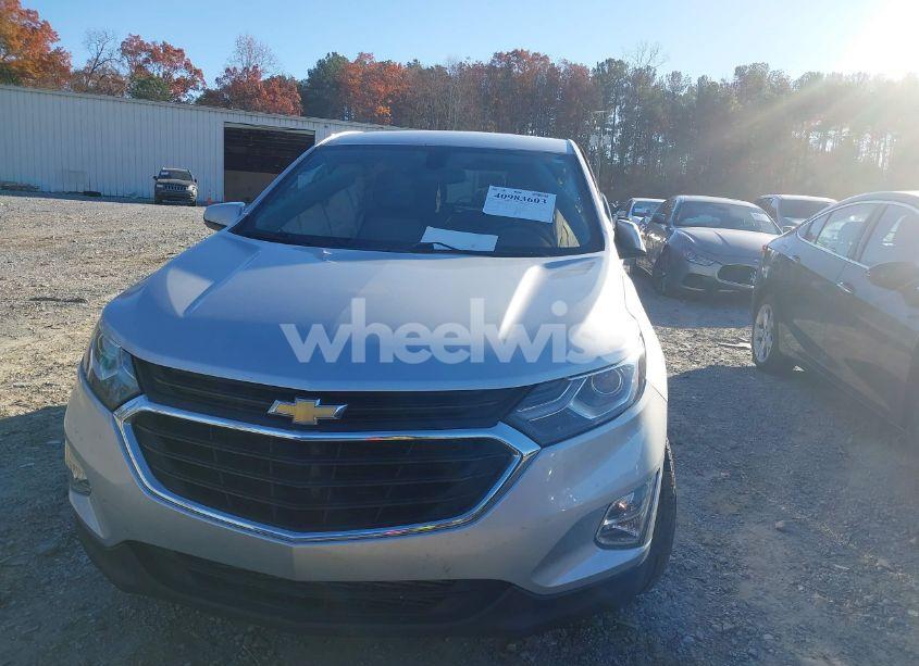 Photo 12 of 2018 Chevrolet Equinox LT (VIN 3GNAXJEV2JS576538)
