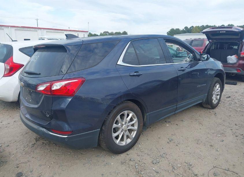 Photo 4 of 2018 Chevrolet Equinox LT (VIN 3GNAXJEV2JS591704)