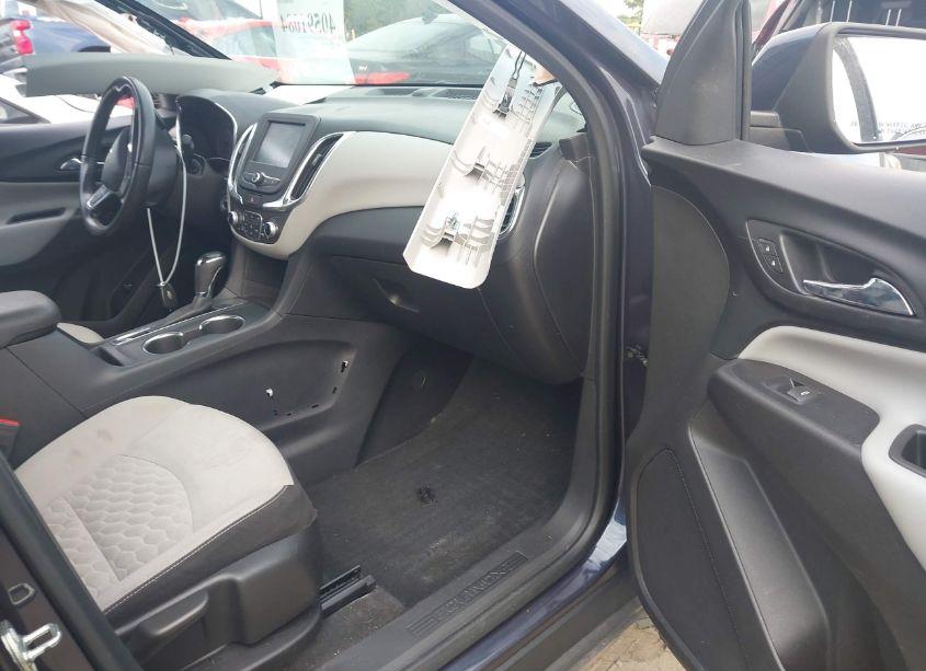 Photo 5 of 2018 Chevrolet Equinox LT (VIN 3GNAXJEV2JS591704)