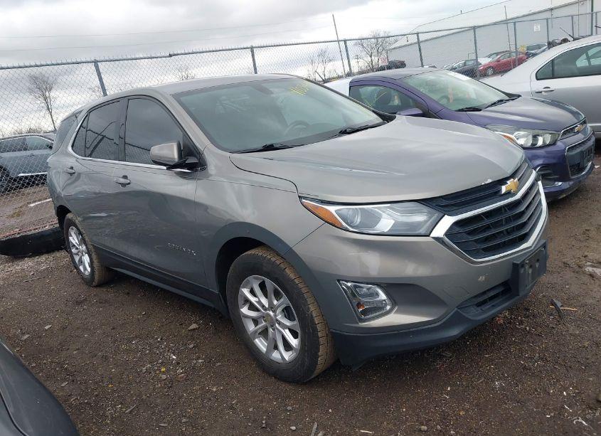 2018 Chevrolet Equinox LT (VIN 3GNAXJEV2JS641971) main photo