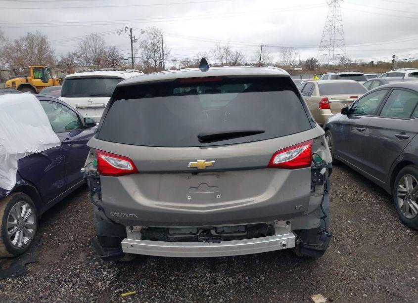 Photo 17 of 2018 Chevrolet Equinox LT (VIN 3GNAXJEV2JS641971)