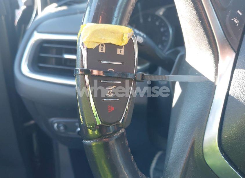 Photo 11 of 2019 Chevrolet Equinox LT (VIN 3GNAXJEV2KS596421)