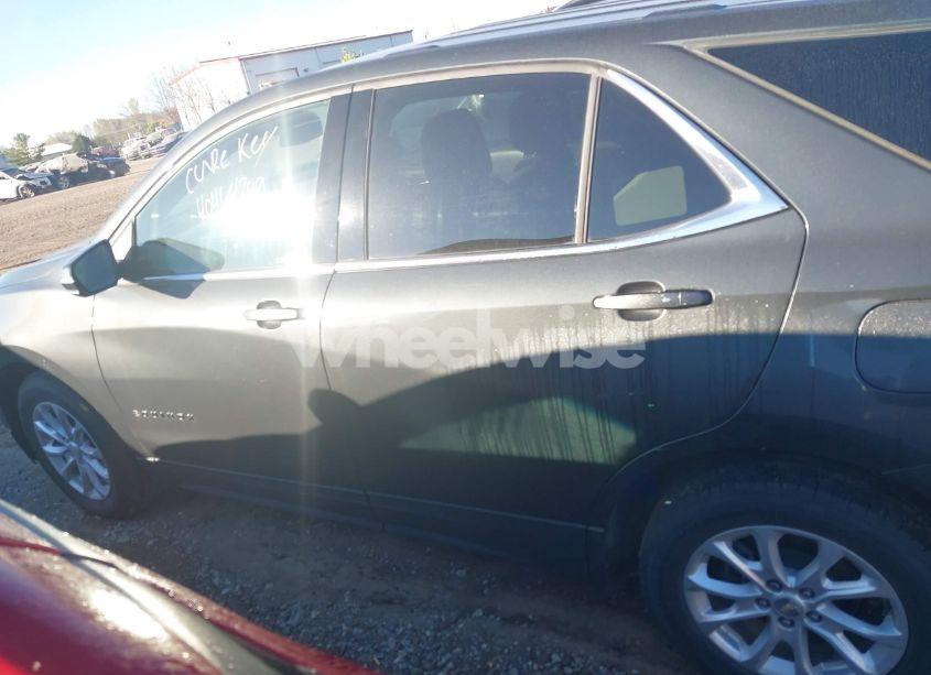 Photo 14 of 2019 Chevrolet Equinox LT (VIN 3GNAXJEV2KS596421)