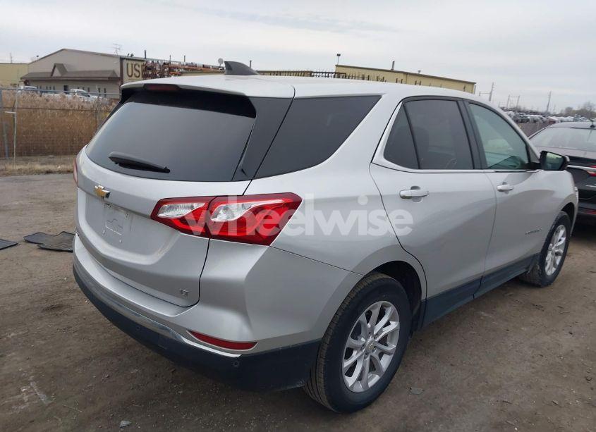 Photo 4 of 2020 Chevrolet Equinox FWD 2FL (VIN 3GNAXJEV2LS685519)