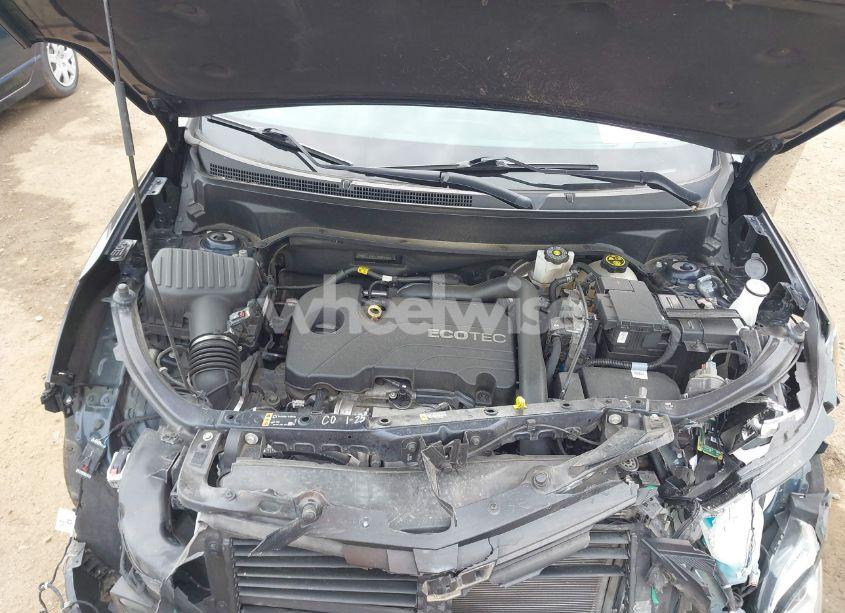 Photo 10 of 2020 Chevrolet Equinox FWD 2FL (VIN 3GNAXJEV2LS691353)