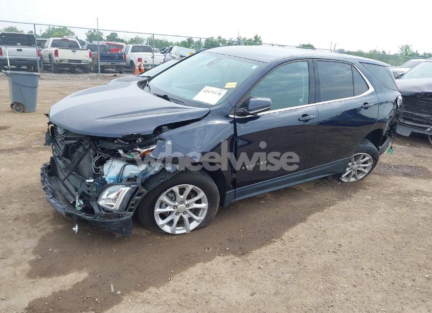 Photo 2 of 2020 Chevrolet Equinox FWD 2FL (VIN 3GNAXJEV2LS691353)