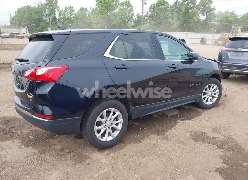 Photo 4 of 2020 Chevrolet Equinox FWD 2FL (VIN 3GNAXJEV2LS691353)