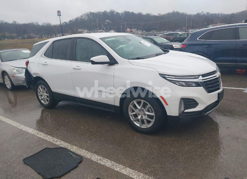 2022 Chevrolet Equinox FWD 2FL (VIN 3GNAXJEV2NL180299) main photo