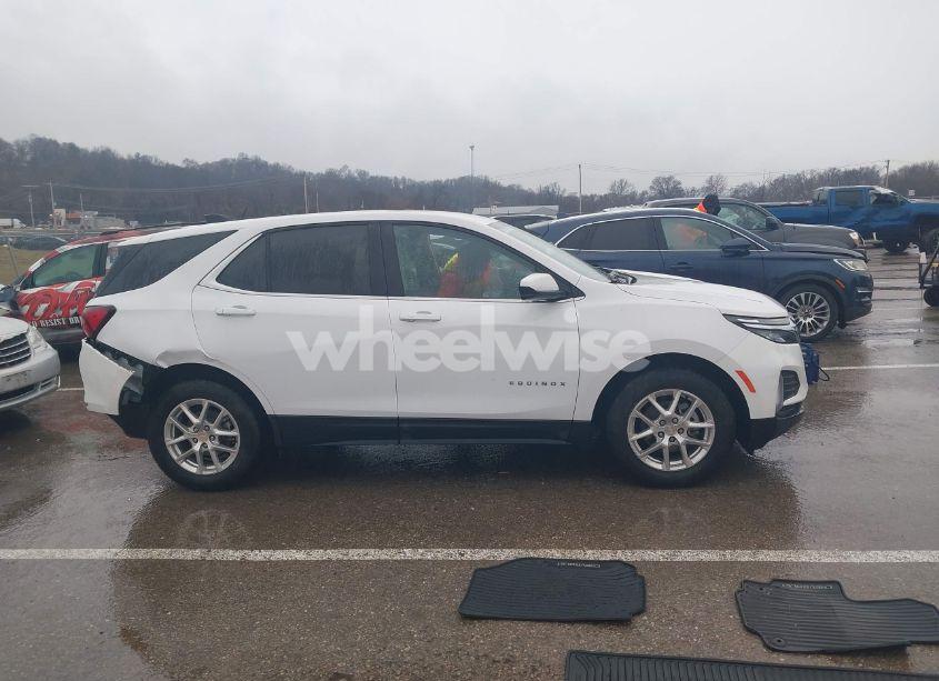 Photo 12 of 2022 Chevrolet Equinox FWD 2FL (VIN 3GNAXJEV2NL180299)
