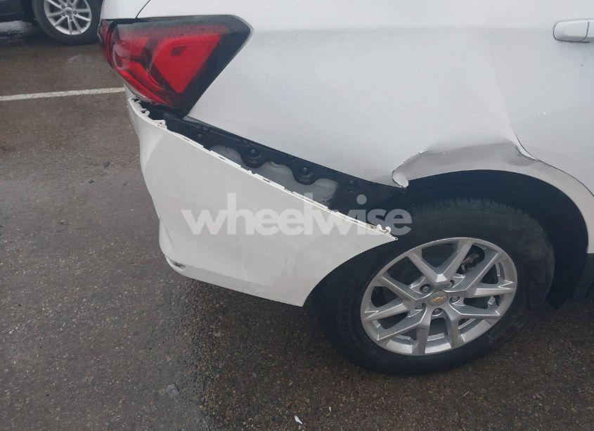 Photo 6 of 2022 Chevrolet Equinox FWD 2FL (VIN 3GNAXJEV2NL180299)