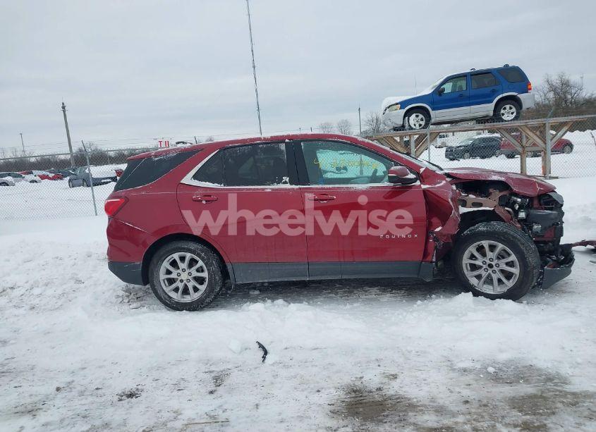 Photo 13 of 2018 Chevrolet Equinox LT (VIN 3GNAXJEV3JL272001)