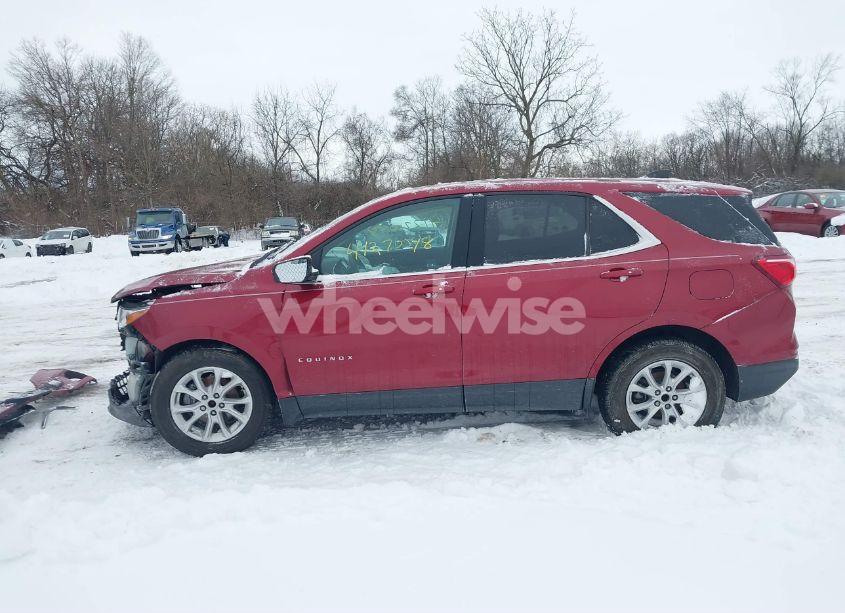 Photo 14 of 2018 Chevrolet Equinox LT (VIN 3GNAXJEV3JL272001)