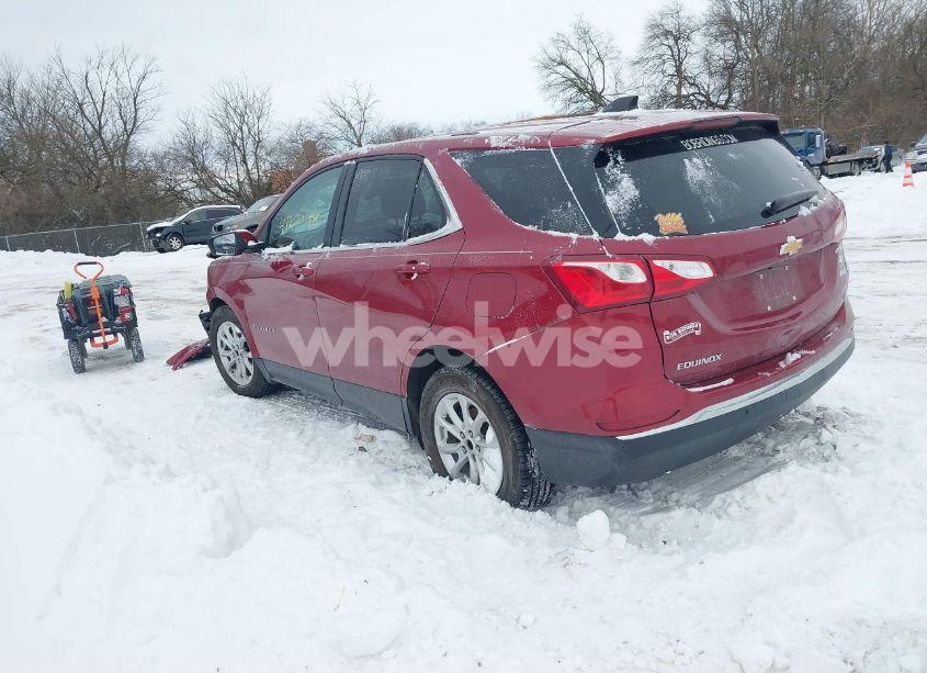 Photo 3 of 2018 Chevrolet Equinox LT (VIN 3GNAXJEV3JL272001)