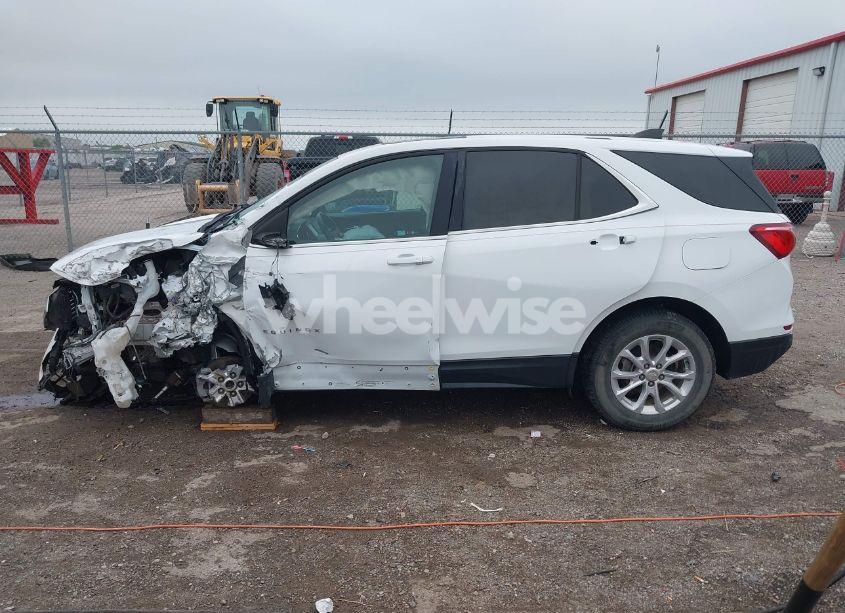 Photo 15 of 2018 Chevrolet Equinox LT (VIN 3GNAXJEV3JL275285)