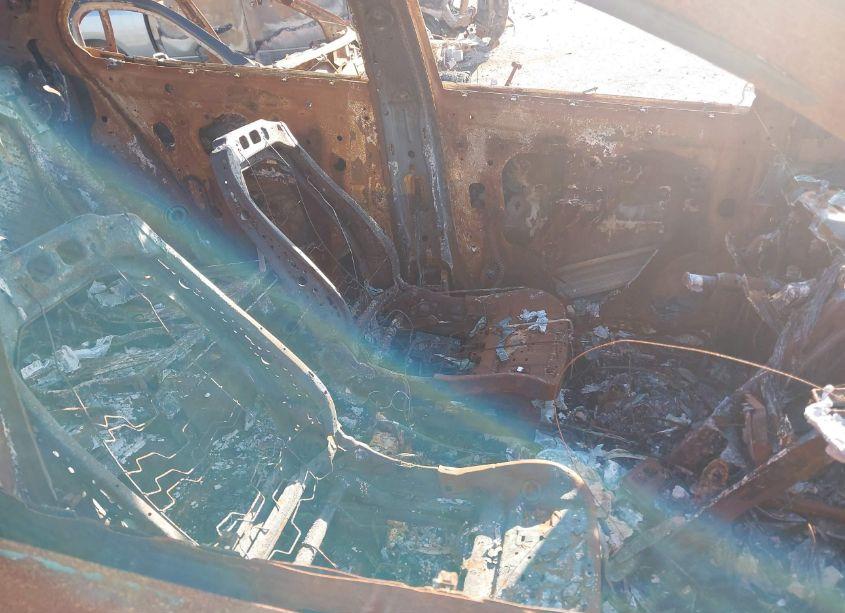 Photo 5 of 2018 Chevrolet Equinox LT (VIN 3GNAXJEV3JS552510)