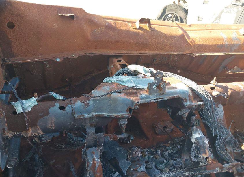 Photo 7 of 2018 Chevrolet Equinox LT (VIN 3GNAXJEV3JS552510)