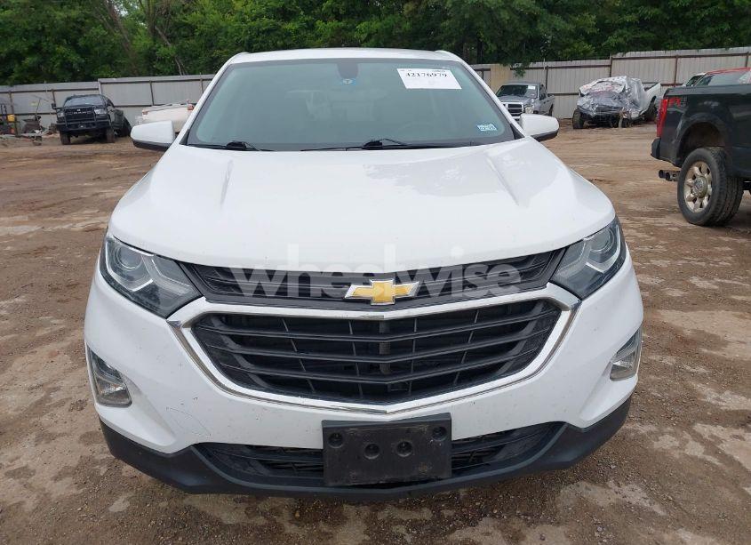 Photo 12 of 2018 Chevrolet Equinox LT (VIN 3GNAXJEV3JS557609)