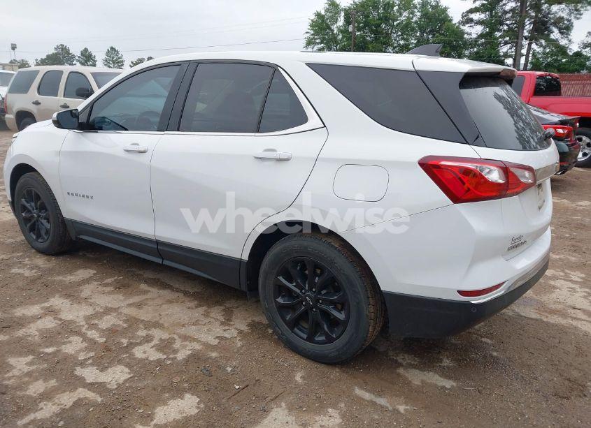 Photo 3 of 2018 Chevrolet Equinox LT (VIN 3GNAXJEV3JS557609)