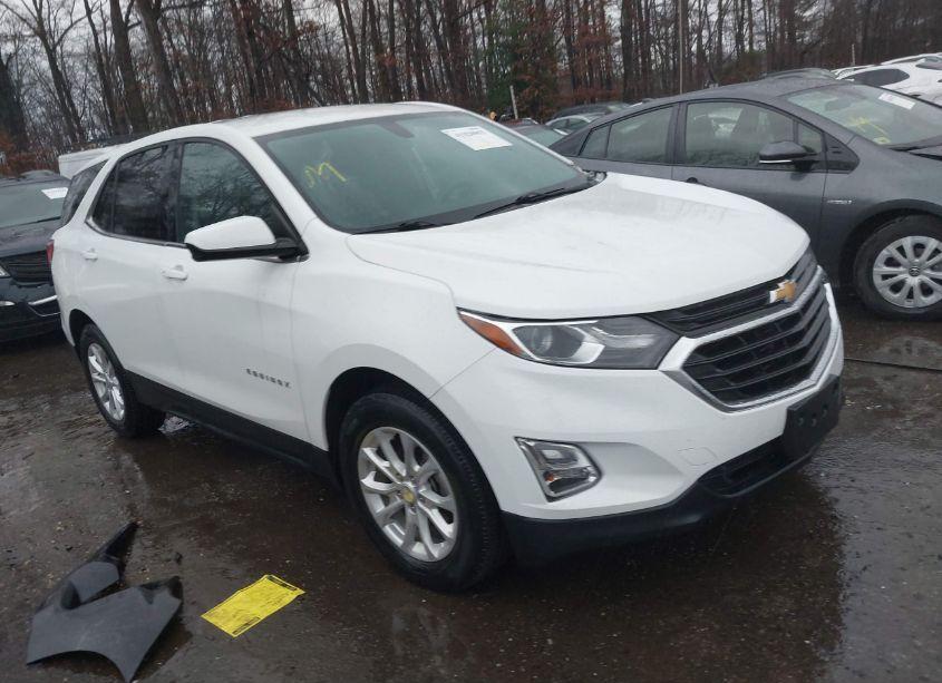 2018 Chevrolet Equinox LT (VIN 3GNAXJEV3JS561806) main photo