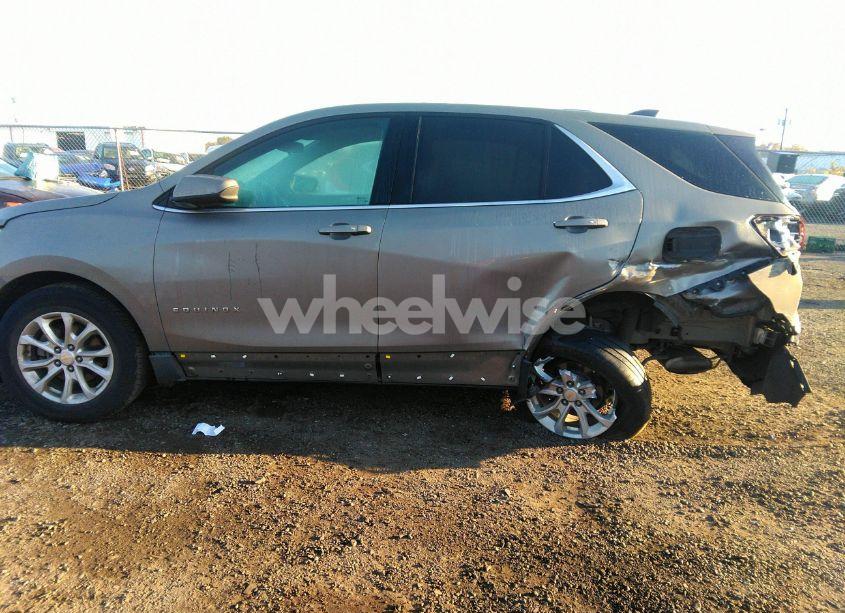 Photo 14 of 2018 Chevrolet Equinox LT (VIN 3GNAXJEV3JS563331)