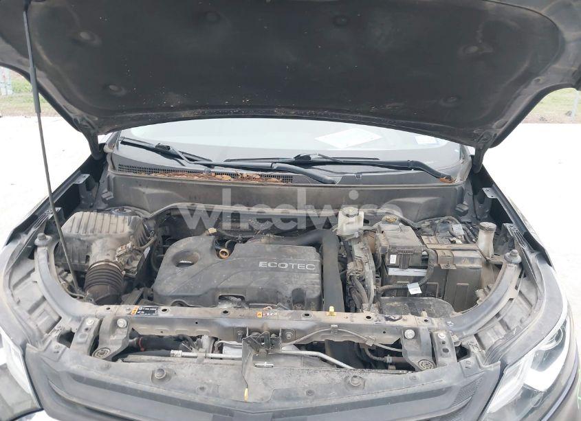 Photo 10 of 2018 Chevrolet Equinox LT (VIN 3GNAXJEV3JS589136)