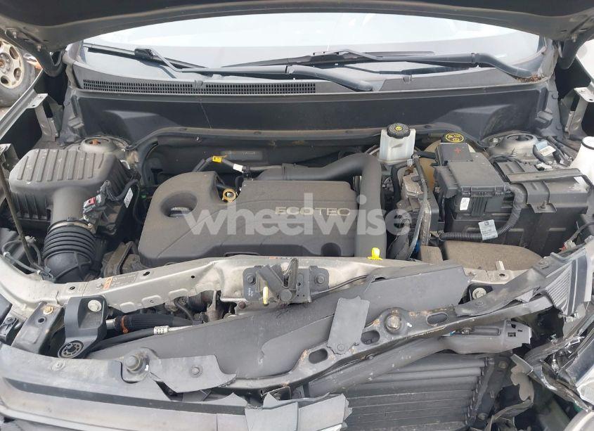 Photo 10 of 2018 Chevrolet Equinox LT (VIN 3GNAXJEV3JS640232)