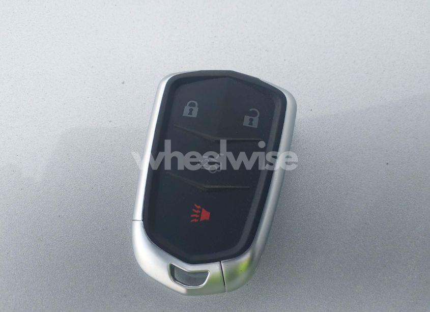 Photo 11 of 2019 Chevrolet Equinox LT (VIN 3GNAXJEV3KS605840)