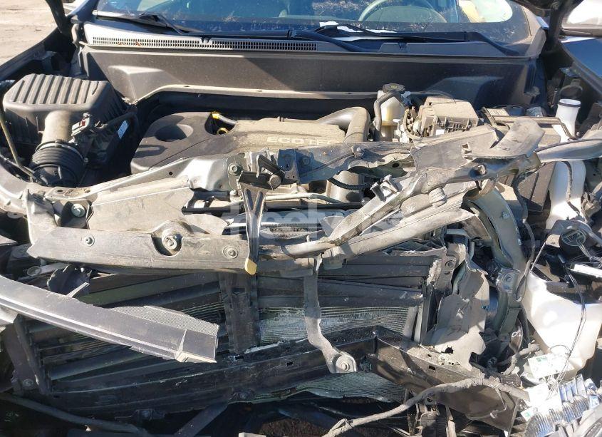 Photo 10 of 2020 Chevrolet Equinox FWD 2FL (VIN 3GNAXJEV3LS550078)