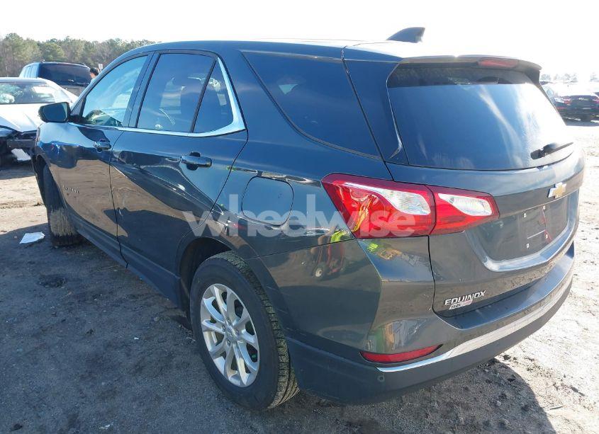 Photo 3 of 2020 Chevrolet Equinox FWD 2FL (VIN 3GNAXJEV3LS550078)
