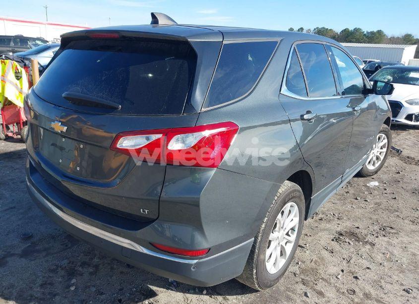 Photo 4 of 2020 Chevrolet Equinox FWD 2FL (VIN 3GNAXJEV3LS550078)