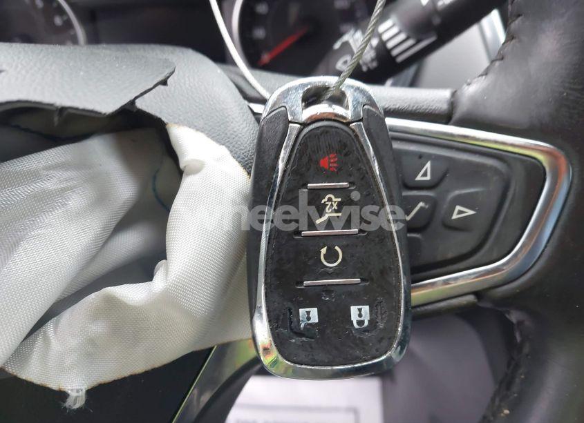 Photo 11 of 2021 Chevrolet Equinox FWD 2FL (VIN 3GNAXJEV3MS118110)