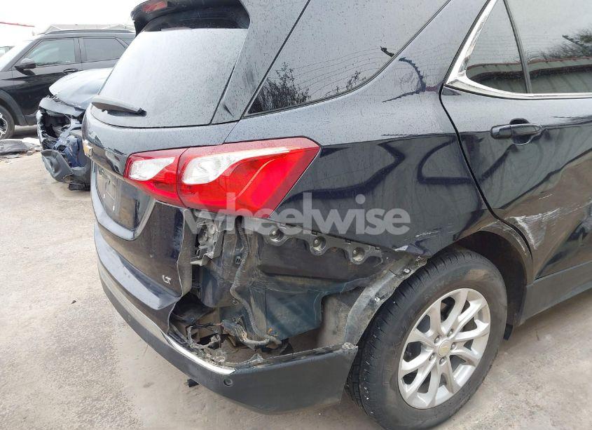 Photo 20 of 2021 Chevrolet Equinox FWD 2FL (VIN 3GNAXJEV3MS118110)