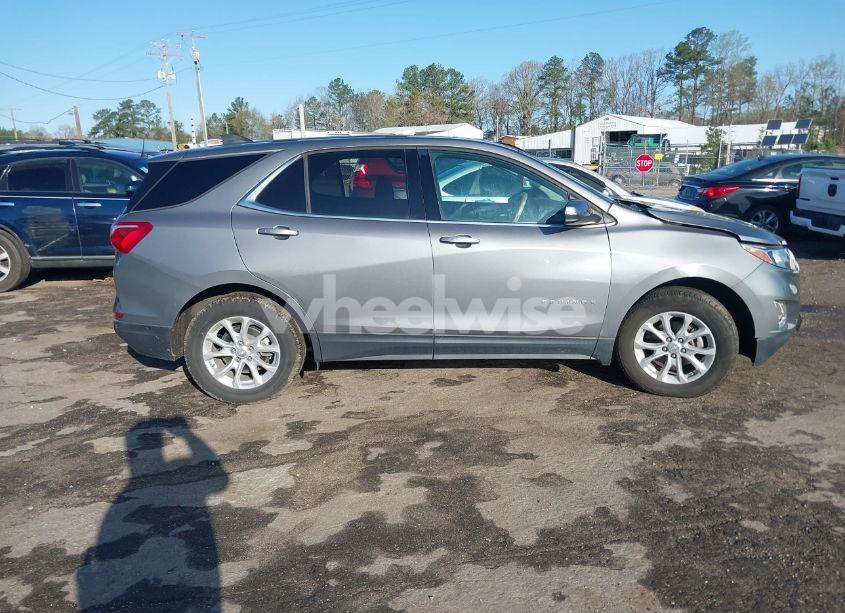 Photo 13 of 2018 Chevrolet Equinox LT (VIN 3GNAXJEV4JL128618)