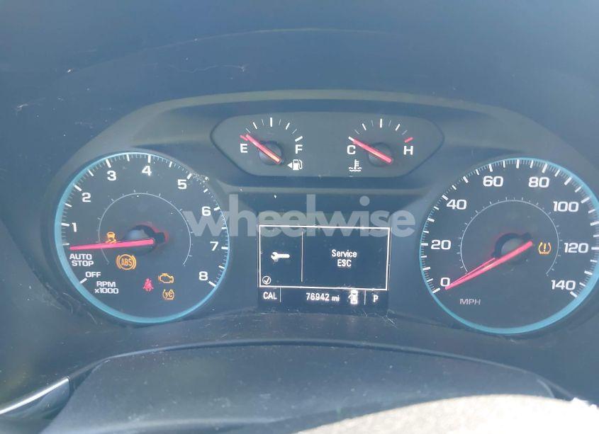 Photo 7 of 2018 Chevrolet Equinox LT (VIN 3GNAXJEV4JL128618)