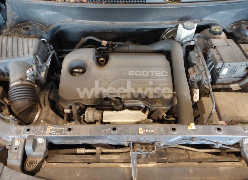 Photo 10 of 2018 Chevrolet Equinox LT (VIN 3GNAXJEV4JL164096)